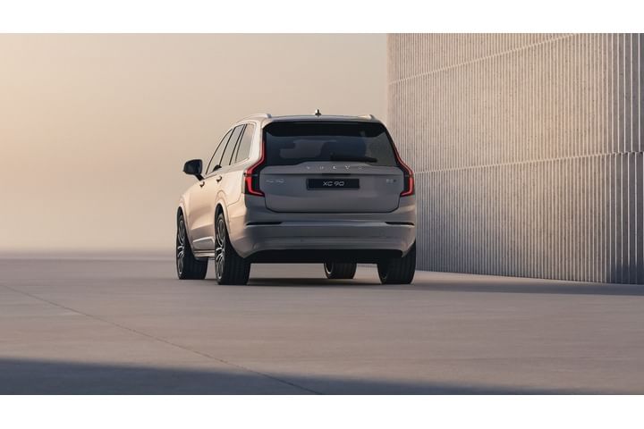 Volvo XC90 Rear Bumper