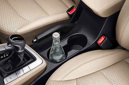 Hyundai Elantra Bottle Holders