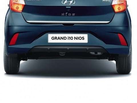 Hyundai Grand i10 Nios Magna CNG Others