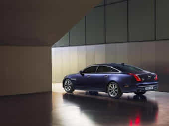 Jaguar XJ 