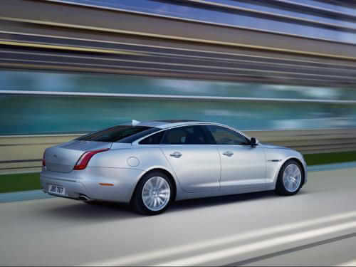 Jaguar XJ image