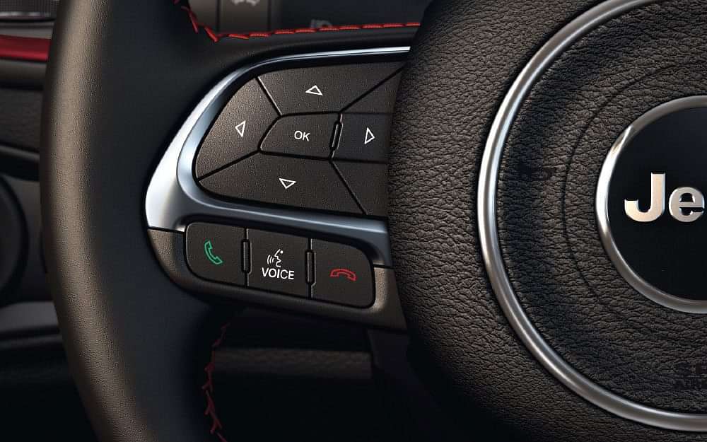 Jeep Compass Trailhawk 2020 Steering Controls