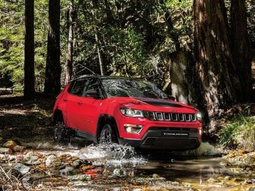 Jeep Compass Trailhawk 2020-2022 Driving Shot