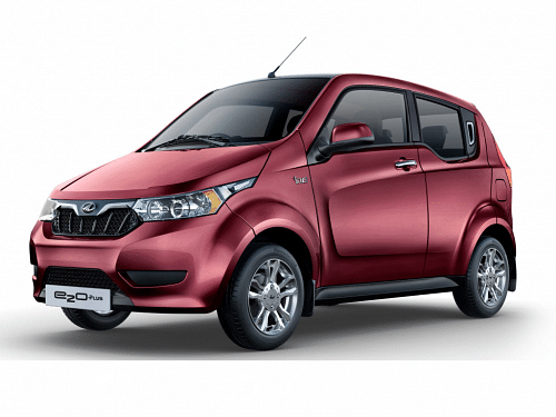 Mahindra e2o Plus Front Profile