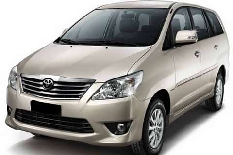 Toyota Innova 2.0 VX 7 Seater Petrol Images
