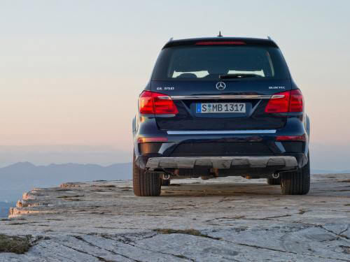 Mercedes-Benz GL 2020-2022 Rear Profile