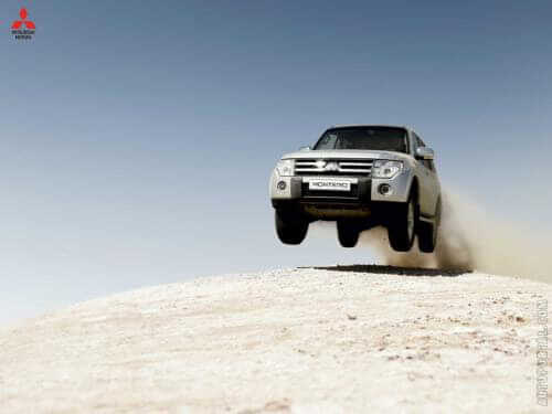 Mitsubishi Montero 2012-2014 image Mitsubishi Montero 2012-2014 image