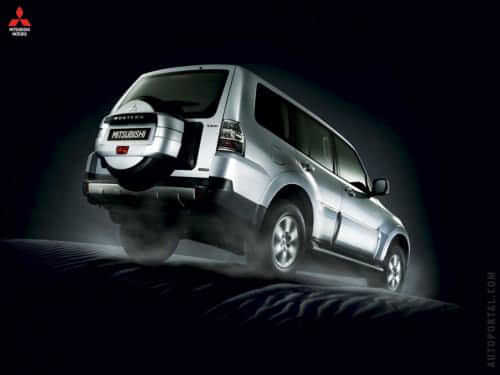 Mitsubishi Montero 2012-2014 image Mitsubishi Montero 2012-2014 image