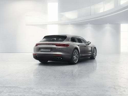 Porsche Panamera Right Front Three Quarter