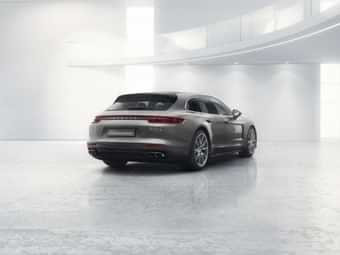 Porsche Panamera Right Front Three Quarter Porsche Panamera Right Front Three Quarter