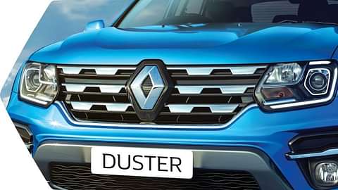 Renault Duster RxS Petrol Images