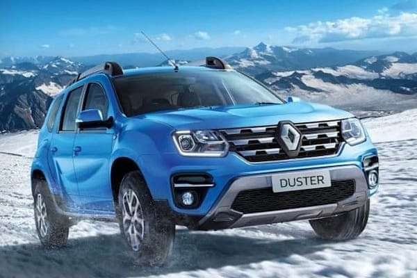 Renault Duster 2021-2022 Driving Shot