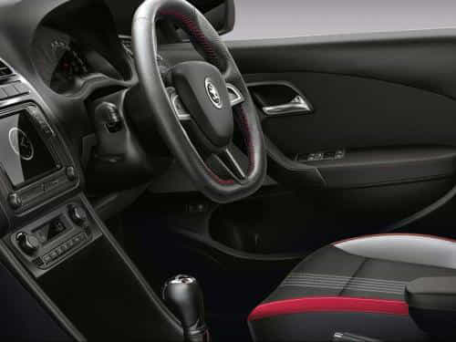 Skoda Rapid 2016-2020 image Skoda Rapid 2016-2020 image