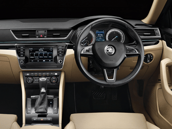 Skoda Superb 2017-2020  Skoda Superb 2017-2020