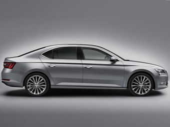 Skoda Superb 2017-2020  Skoda Superb 2017-2020