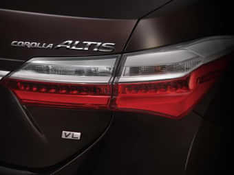 Toyota Corolla Altis  2010-2020 