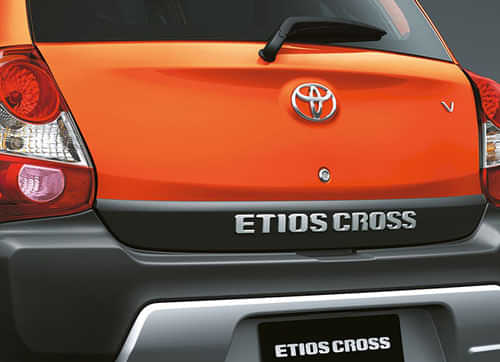 Toyota Etios Cross 2012 - 2020 image Toyota Etios Cross 2012 - 2020 image
