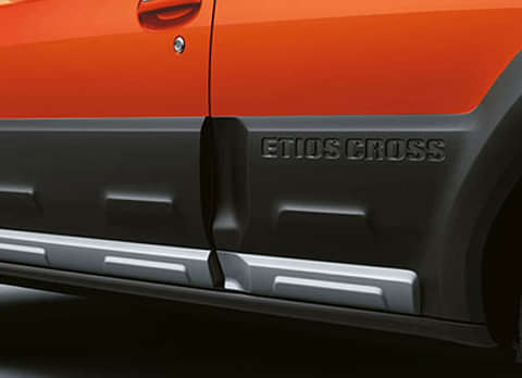 Toyota Etios Cross Images