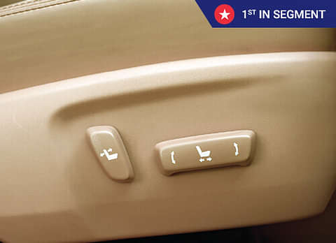 Toyota Yaris V-(O) Auto Petrol Front Seat Adjustment