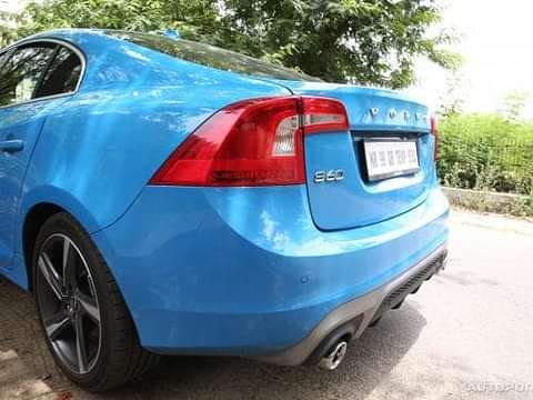 Volvo S60 Images