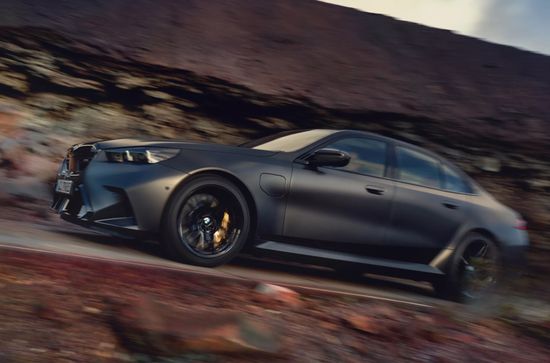 M5 0-100 km/h in 3.3 Seconds