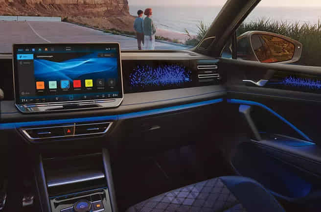 Volkswagen Tiguan R-Line 10-Inch Touchscreen Infotainment System