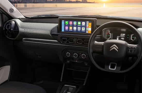 eC3 X 10.2-inch Touchscreen Infotainment