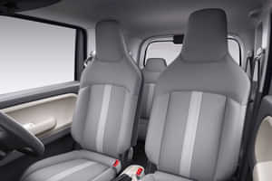 Comet EV 2 Door 4 Seater Comet EV 2 Door 4 Seater