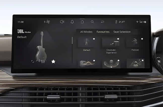 Tata Harrier 31.24 cm Touchscreen