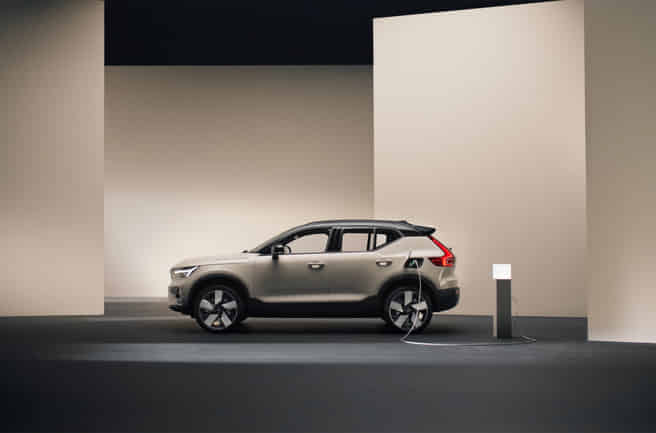 Volvo EX40 2024-2026 475 km of range