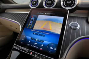 C-Class Active Park Assist with PARKTRONIC C-Class Active Park Assist with PARKTRONIC