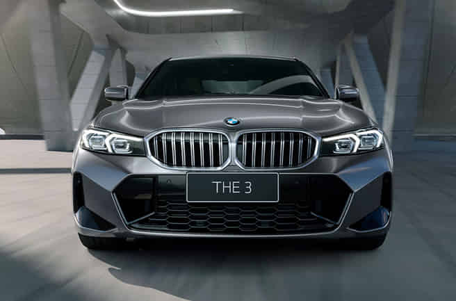 BMW 3 Series LWB Adaptive LED Headlights