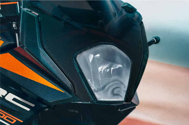 KTM RC 200 All LED Lighting 