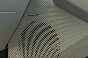 Carens Clavis Bose Premium Sound System with 8 Speakers Carens Clavis Bose Premium Sound System with 8 Speakers