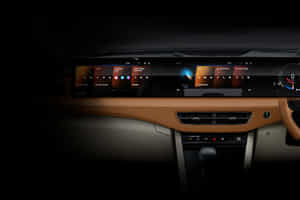 XUV 7X0 Coast-To-Coast Screens