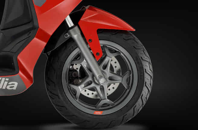 Aprilia SXR 125 Combined Braking System