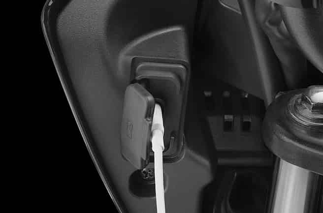 Honda Unicorn Comes with a 15W USB-C Honda Unicorn Comes with a 15W USB-C