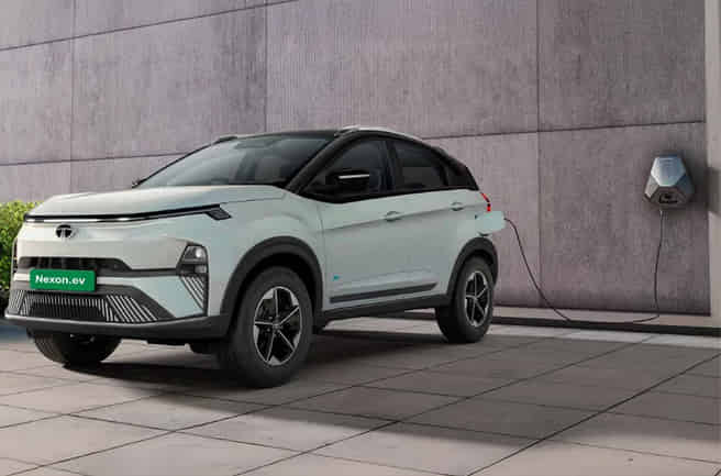 Tata Nexon EV DC Fast Charging (10-80% in 56 Minutes)