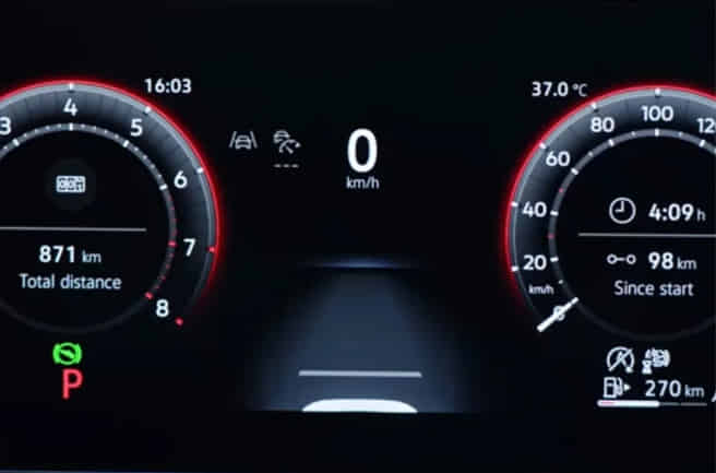 Volkswagen Tiguan R-Line Digital Cockpit Pro Display