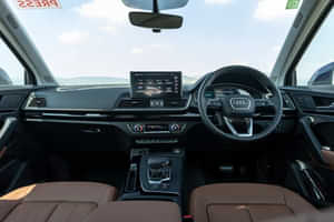 Q5 Drivers Cockpit Q5 Drivers Cockpit