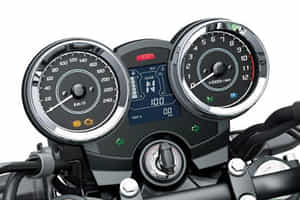 Z650 RS Dual-dial instrumentation with multi-function LCD