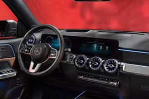 GLB 2022-2025 Free-standing Widescreen Cockpit