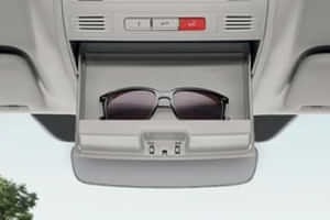 Superb 2022-2024 Glass Compartment