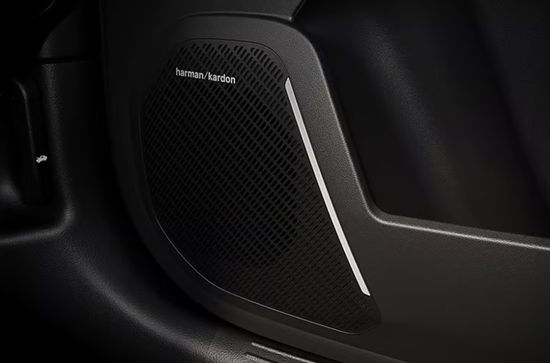 Syros EV Harman Kardon 8 Speaker System