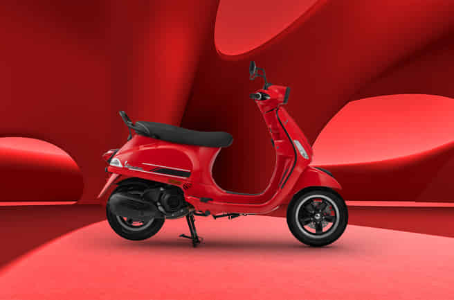 Vespa SXL 125 2021-2026 Iconic Retro-Modern Styling