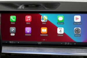 X7 Infotainment Screen X7 Infotainment Screen