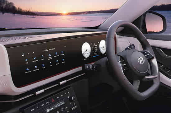 Creta Integrated Infotainment and Fully Digital Instrument Cluster