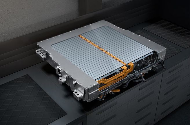Mercedes-Benz E-Class AMG E 53 4Matic+ Lightweight Battery for Everyday Efficiency