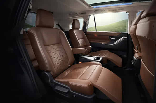 Toyota Innova Hycross Ottoman Seats Toyota Innova Hycross Ottoman Seats