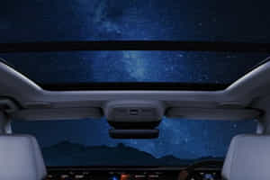 XUV 7X0 Panoramic Skyroof